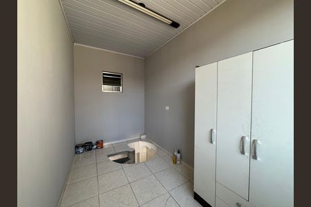 Casa à venda com 295m², 5 quartos e 2 vagas Casa à venda com 295m², 5 quartos e 2 vagasAteliê