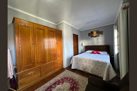 Suíte 1 de casa à venda com 5 quartos, 295m² em Jardim Silveira, Barueri