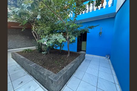 Casa à venda com 295m², 5 quartos e 2 vagas Casa à venda com 295m², 5 quartos e 2 vagasQuintal