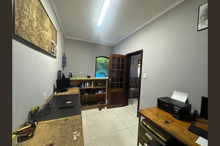 Casa à venda com 295m², 5 quartos e 2 vagas Casa à venda com 295m², 5 quartos e 2 vagasQuarto 1