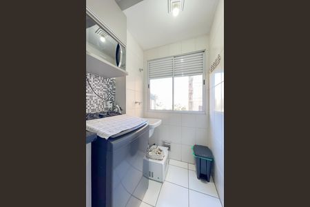 Apartamento à venda com 49m², 2 quartos e 1 vaga Apartamento à venda com 49m², 2 quartos e 1 vagaCozinha e Área de Serviço