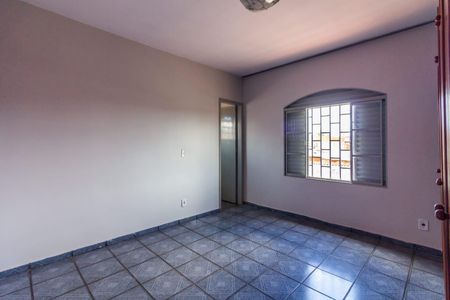 Casa à venda com 4 quartos, 240m² em Conjunto 5, Brasília
