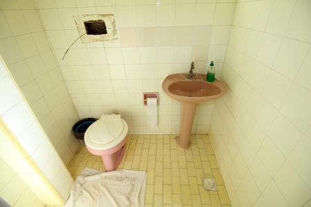 Casa à venda com 480m², 2 quartos e 5 vagasBanheiro 2