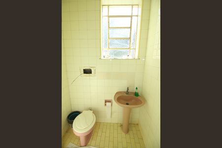 Casa à venda com 480m², 2 quartos e 5 vagasBanheiro 2