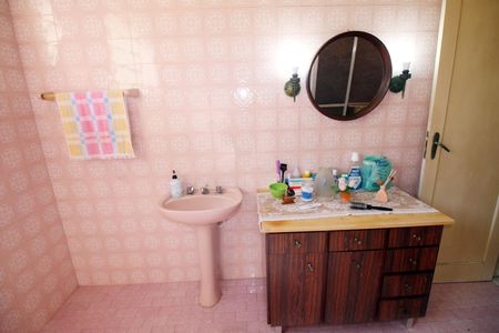 Casa à venda com 480m², 2 quartos e 5 vagasBanheiro Social