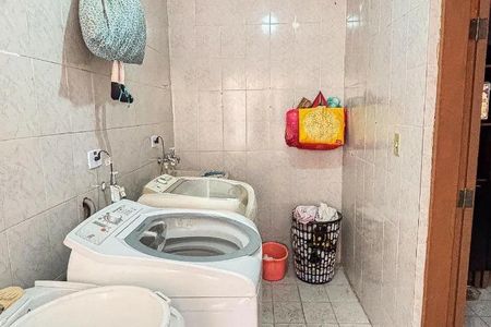 Casa à venda com 195m², 3 quartos e 2 vagas