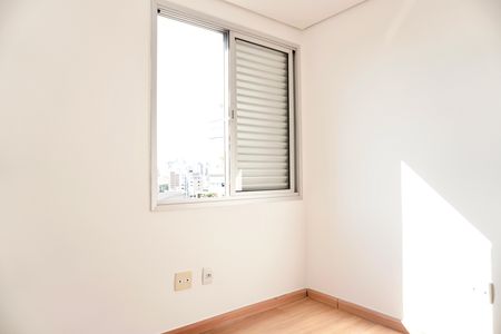 Apartamento para alugar com 180m², 3 quartos e 3 vagas Apartamento para alugar com 180m², 3 quartos e 3 vagasQuarto 1