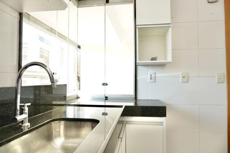 Apartamento para alugar com 180m², 3 quartos e 3 vagas Apartamento para alugar com 180m², 3 quartos e 3 vagasCozinha