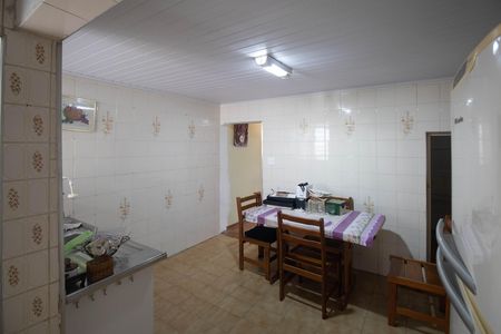 Cozinha  de casa para alugar com 3 quartos, 96m² em Parada Inglesa, São Paulo