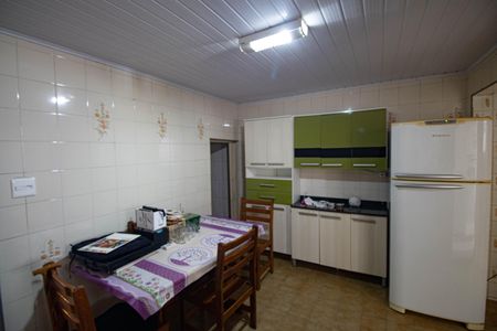 Cozinha  de casa para alugar com 3 quartos, 96m² em Parada Inglesa, São Paulo