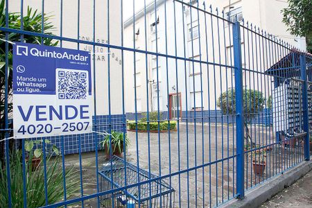 Plaquinha de apartamento à venda com 2 quartos, 51m² em Menino Deus, Porto Alegre