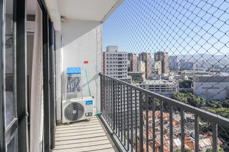 Studio à venda com 27m², 1 quarto e sem vaga Studio à venda com 27m², 1 quarto e sem vagaStudio