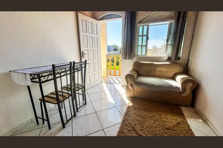 Kitnet/Studio para alugar com 1 quarto, 45m² em Jardim Miramar, Rio das Ostras
