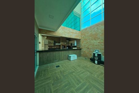 Casa à venda com 540m², 7 quartos e 4 vagas Casa à venda com 540m², 7 quartos e 4 vagasÁrea de Lazer
