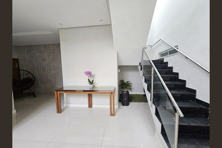 Casa à venda com 540m², 7 quartos e 4 vagas Casa à venda com 540m², 7 quartos e 4 vagasHall de Entrada