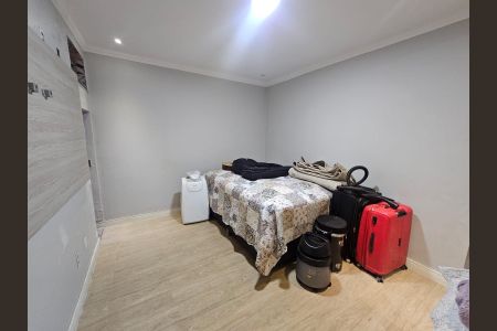 Casa à venda com 540m², 7 quartos e 4 vagas Casa à venda com 540m², 7 quartos e 4 vagasQuarto