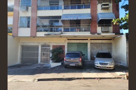 Fachada de apartamento para alugar com 2 quartos, 74m² em Coelho, São Gonçalo