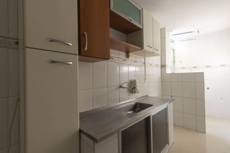 Apartamento para alugar com 74m², 2 quartos e 1 vaga Apartamento para alugar com 74m², 2 quartos e 1 vagaCozinha e Área de Serviço