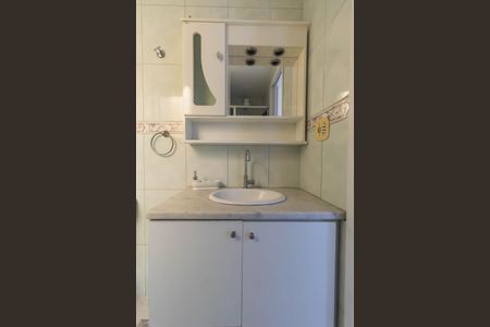 Banheiro de apartamento para alugar com 2 quartos, 74m² em Coelho, São Gonçalo
