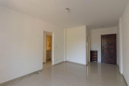 Sala de apartamento para alugar com 2 quartos, 74m² em Coelho, São Gonçalo