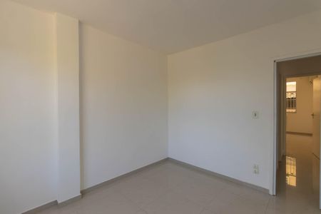 Quarto 1 de apartamento para alugar com 2 quartos, 74m² em Coelho, São Gonçalo