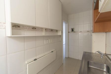 Cozinha e Área de Serviço de apartamento para alugar com 2 quartos, 74m² em Coelho, São Gonçalo