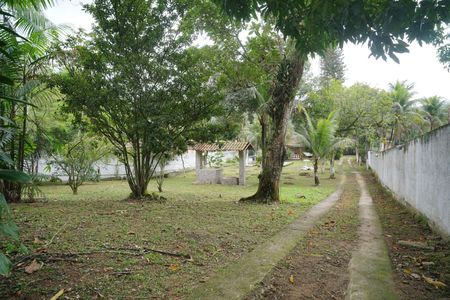Casa para alugar com 1200m², 2 quartos e 2 vagas Casa para alugar com 1200m², 2 quartos e 2 vagasQuintal