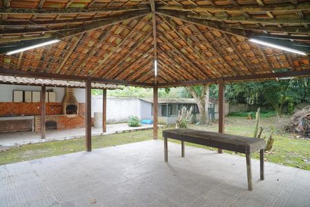 Casa para alugar com 1200m², 2 quartos e 2 vagas Casa para alugar com 1200m², 2 quartos e 2 vagasÁrea externa