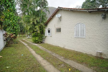 Casa para alugar com 1200m², 2 quartos e 2 vagas Casa para alugar com 1200m², 2 quartos e 2 vagasQuintal
