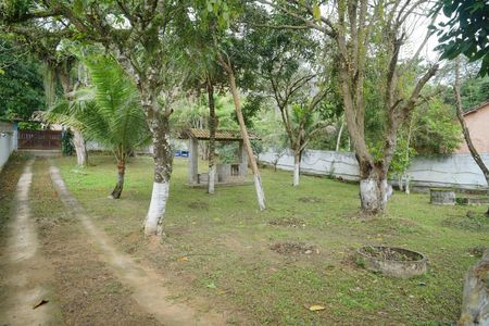 Casa para alugar com 1200m², 2 quartos e 2 vagas Casa para alugar com 1200m², 2 quartos e 2 vagasQuintal