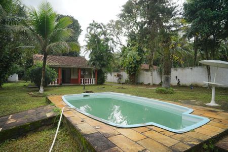 Casa para alugar com 1200m², 2 quartos e 2 vagas Casa para alugar com 1200m², 2 quartos e 2 vagasPiscina
