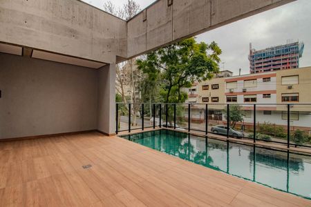 Área comum - Piscina de kitnet/studio à venda com 1 quarto, 43m² em Petrópolis, Porto Alegre
