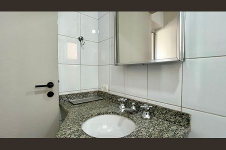 Apartamento à venda com 32m², 1 quarto e 1 vaga Apartamento à venda com 32m², 1 quarto e 1 vagaBanheiro da Suíte