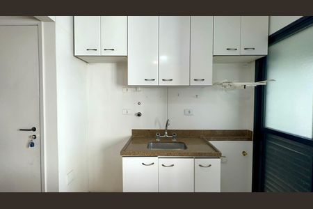 Apartamento à venda com 32m², 1 quarto e 1 vaga Apartamento à venda com 32m², 1 quarto e 1 vagaCozinha