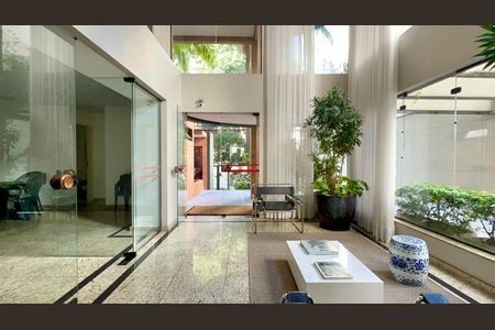 Apartamento à venda com 32m², 1 quarto e 1 vaga Apartamento à venda com 32m², 1 quarto e 1 vagaHall de entrada