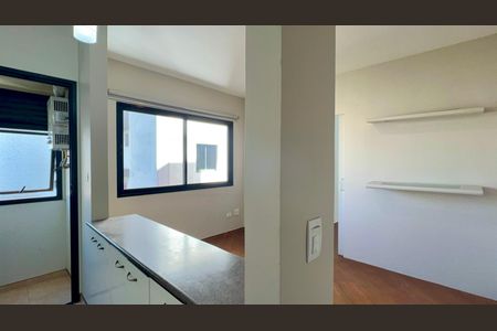 Apartamento à venda com 32m², 1 quarto e 1 vaga Apartamento à venda com 32m², 1 quarto e 1 vagaSala