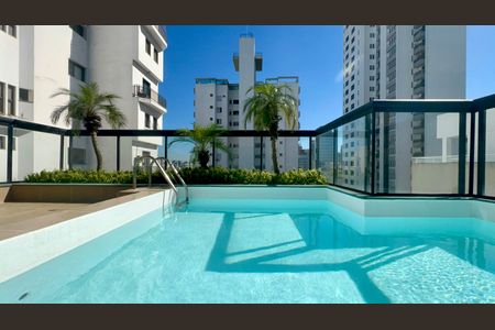 Apartamento à venda com 32m², 1 quarto e 1 vaga Apartamento à venda com 32m², 1 quarto e 1 vagaPiscina