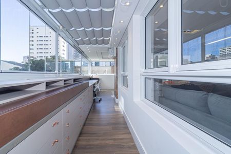 Varanda de kitnet/studio para alugar com 1 quarto, 80m² em Vila Olímpia, São Paulo