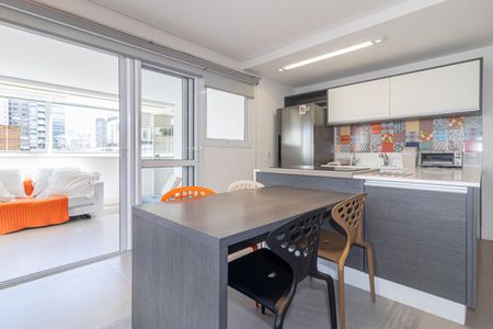 Studio à venda com 80m², 1 quarto e 1 vaga Studio à venda com 80m², 1 quarto e 1 vagaCozinha