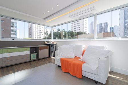 Studio à venda com 80m², 1 quarto e 1 vaga Studio à venda com 80m², 1 quarto e 1 vagaVaranda