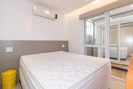 Studio à venda com 80m², 1 quarto e 1 vaga Studio à venda com 80m², 1 quarto e 1 vagaQuarto