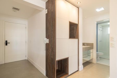 Studio à venda com 80m², 1 quarto e 1 vaga Studio à venda com 80m², 1 quarto e 1 vagaStudio