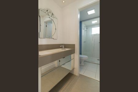 Studio à venda com 80m², 1 quarto e 1 vaga Studio à venda com 80m², 1 quarto e 1 vagaBanheiro