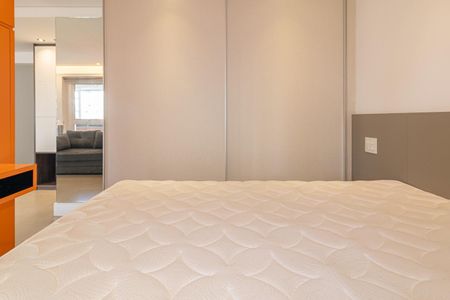 Quarto de kitnet/studio para alugar com 1 quarto, 80m² em Vila Olímpia, São Paulo