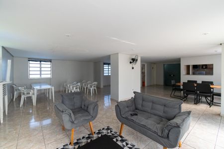 Apartamento para alugar com 47m², 2 quartos e 1 vaga Apartamento para alugar com 47m², 2 quartos e 1 vagaÁrea comum - Salão de festas