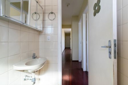 Apartamento para alugar com 47m², 2 quartos e 1 vaga Apartamento para alugar com 47m², 2 quartos e 1 vagaBanheiro