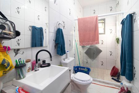 Banheiro de casa à venda com 3 quartos, 155m² em Restinga, Porto Alegre
