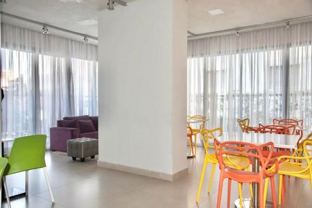 Apartamento para alugar com 33m², 1 quarto e 1 vagaÁrea comum - Salão de festas