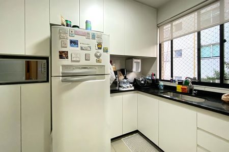 Apartamento para alugar com 158m², 2 quartos e 3 vagas Apartamento para alugar com 158m², 2 quartos e 3 vagasCozinha