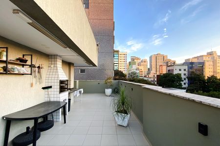 Apartamento para alugar com 158m², 2 quartos e 3 vagas Apartamento para alugar com 158m², 2 quartos e 3 vagasCobertura